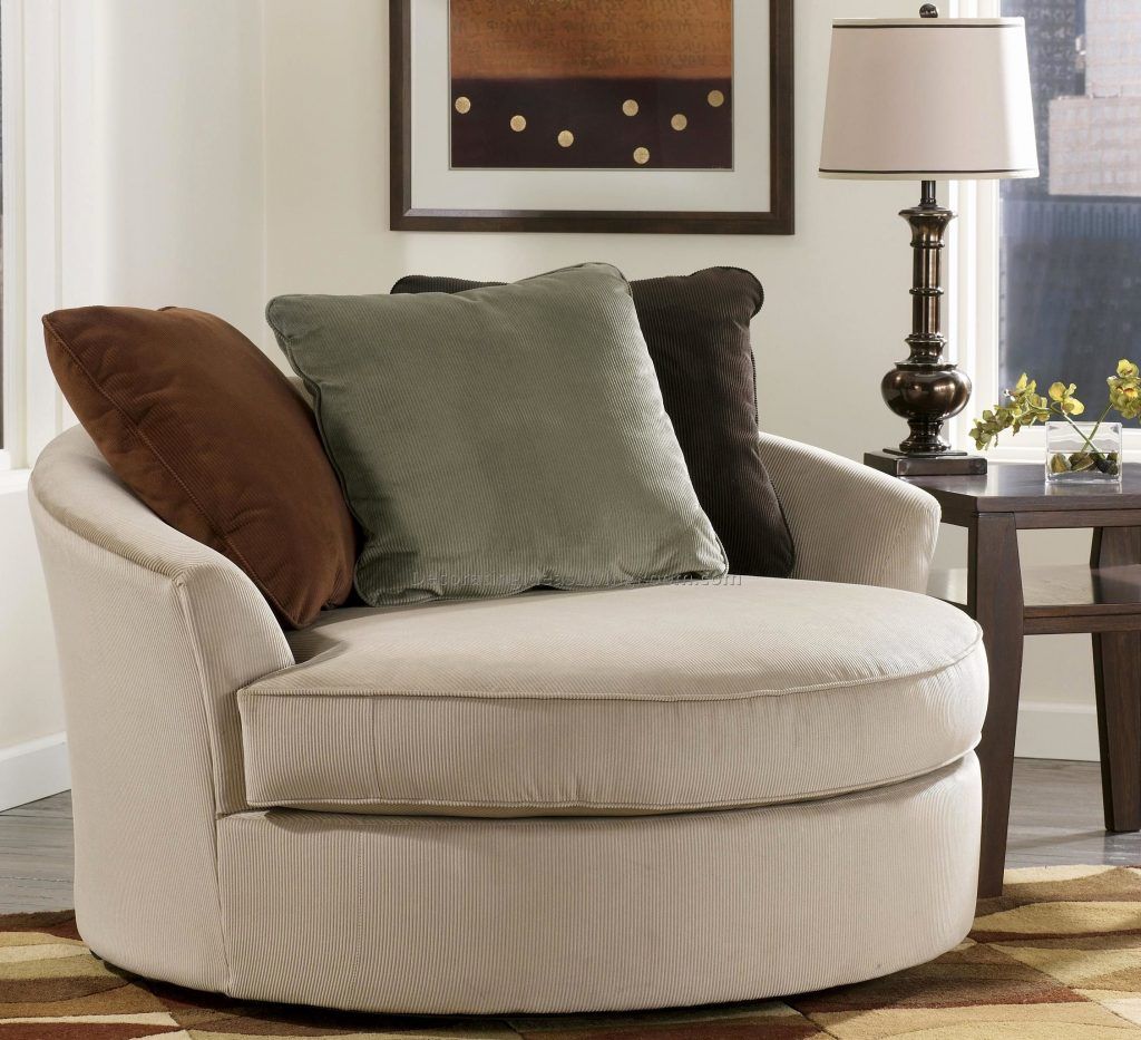 Home Furniture Rayna Swivel Chelsea Chairs